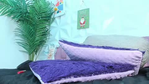 BRIYIT     online show from January 7, 2025, 5:43 am