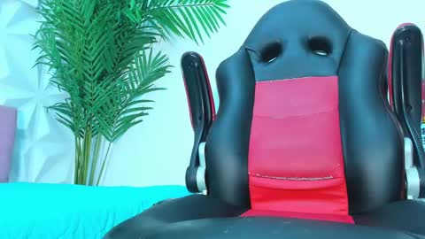 BRIYIT     online show from January 22, 2025, 5:59 am