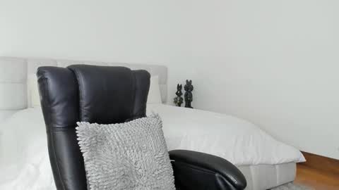 brody_dallas1 online show from December 3, 2024, 8:50 pm