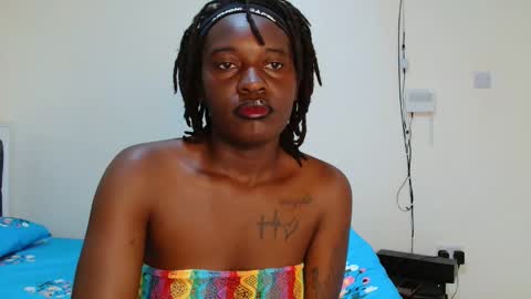 Snapshot of broken_haloo chatting on April 13, 2026, 6:52 am broken_haloo online show from April 13, 2026, 6:52 am