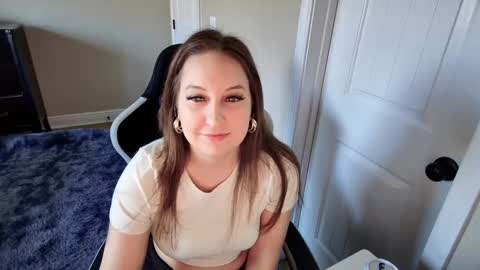 Snapshot of brookebee27 chatting on March 2, 2025, 9:01 pm brookebee online show from March 2, 2025, 9:01 pm