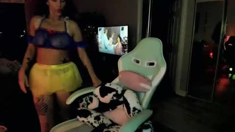 Snapshot of brookesummerxo chatting on October 31, 2025, 3:07 am Brooke Summer xo online show from October 31, 2025, 3:07 am