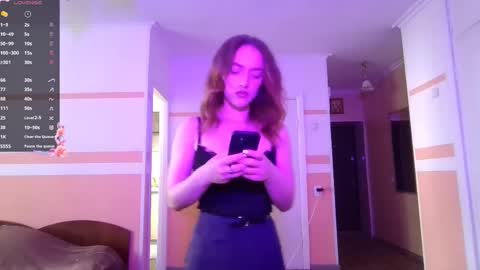 Snapshot of brookezantow chatting on June 1, 2026, 11:23 am Lina online show from June 1, 2026, 11:23 am