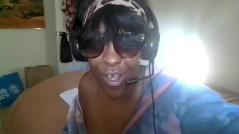 Snapshot of brooklyninfinity chatting on July 4, 2026, 11:05 am brooklyninfinity online show from July 4, 2026, 11:05 am