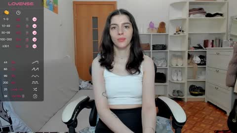 broosnica1 online show from April 15, 2026, 7:15 am