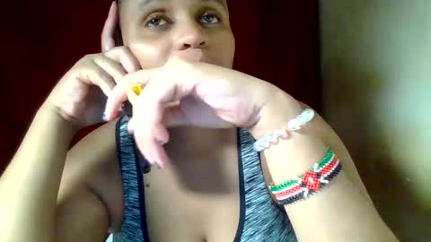 Snapshot of brown_lv chatting on December 25, 2024, 7:02 pm brown_lv online show from December 25, 2024, 7:02 pm