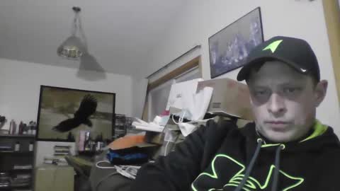 Snapshot of browndog5580 chatting on February 12, 2025, 3:07 am browndog5580 online show from February 12, 2025, 3:07 am