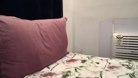 Snapshot of brownie_cake chatting on February 21, 2025, 10:07 am brownie_cake online show from February 21, 2025, 10:07 am