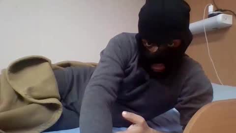 brownmanin40s online show from December 20, 2025, 4:08 am