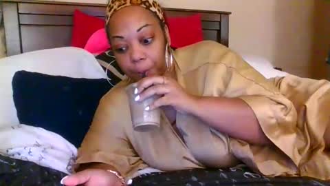 brownroundrenee online show from March 13, 2026, 10:00 am