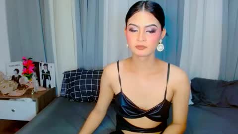 Roberta  GODDESS OF PLEASURE AND SEXUALDESIRE   online show from September 11, 2025, 5:29 am