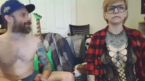 Canadiantryoncouple online show from March 5, 2026, 1:34 am