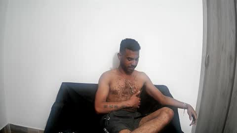 bruce_1111 online show from March 16, 2026, 11:09 pm