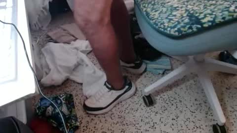 bruceb124u online show from November 12, 2025, 1:00 pm