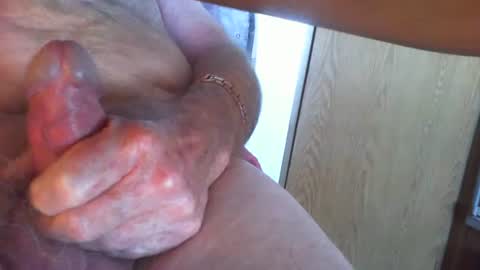 Snapshot of bruceblues chatting on December 25, 2024, 4:43 pm bruceblues online show from December 25, 2024, 4:43 pm