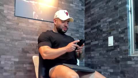 Snapshot of brucedallas chatting on February 14, 2026, 3:47 am brucedallas online show from February 14, 2026, 3:47 am