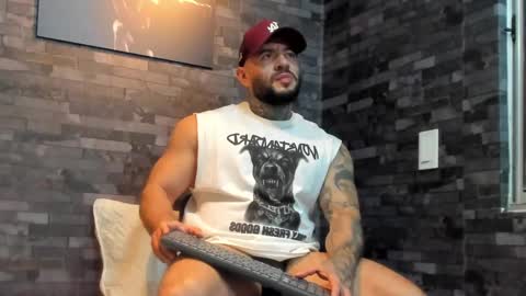 Snapshot of brucedallas chatting on May 15, 2026, 11:56 pm brucedallas online show from May 15, 2026, 11:56 pm