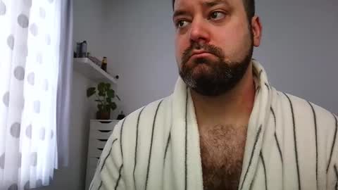 Bruce online show from November 8, 2025, 12:27 pm