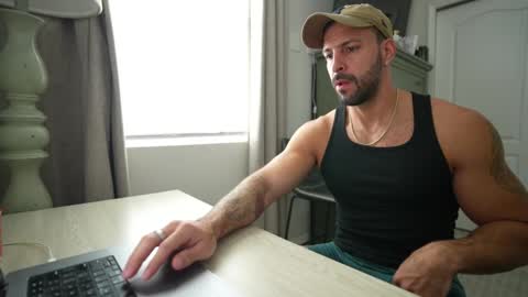 onlyfans BRUCESTRYKER online show from January 18, 2026, 9:07 pm