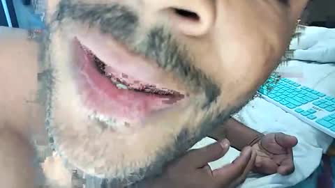 Snapshot of brujoreal1987 chatting on December 19, 2025, 3:30 pm Sex machine online show from December 19, 2025, 3:30 pm