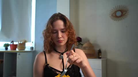Tess online show from May 24, 2026, 2:11 pm