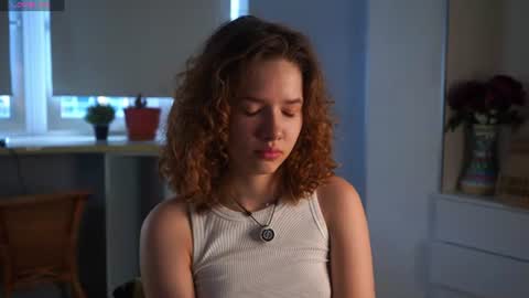 Snapshot of brunaeveritt chatting on June 18, 2026, 2:21 pm Tess online show from June 18, 2026, 2:21 pm