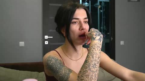 Alice online show from February 16, 2025, 9:48 pm