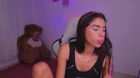 SARAH  online show from February 11, 2026, 3:55 am