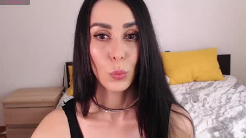 Ellis online show from May 20, 2026, 4:07 am