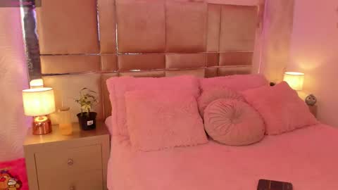 Brenda online show from February 11, 2026, 7:24 am