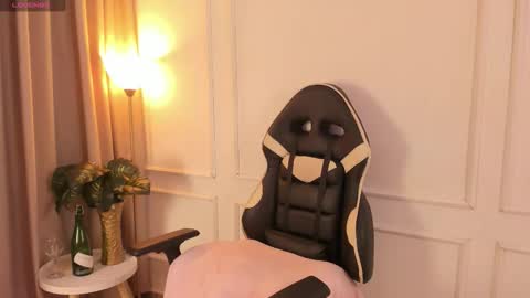 Brenda online show from February 20, 2026, 11:43 am