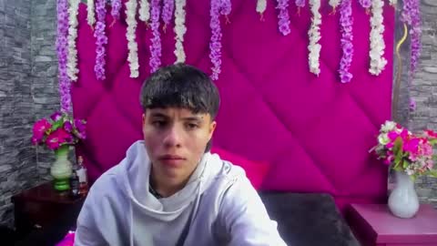 Snapshot of bruno_cruz chatting on September 25, 2025, 2:48 am Bruno Cruz online show from September 25, 2025, 2:48 am