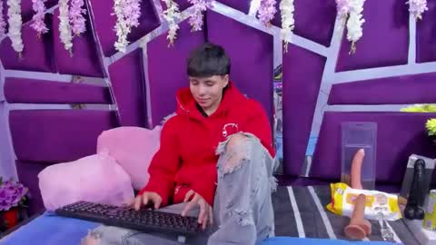 Snapshot of bruno_cruz chatting on November 28, 2025, 2:14 am Bruno Cruz online show from November 28, 2025, 2:14 am