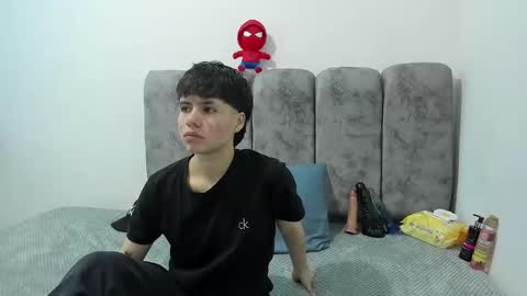 Snapshot of bruno_cruz chatting on March 26, 2026, 2:39 am Bruno Cruz online show from March 26, 2026, 2:39 am