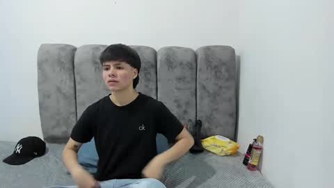 Snapshot of bruno_cruz chatting on March 28, 2026, 3:17 am Bruno Cruz online show from March 28, 2026, 3:17 am