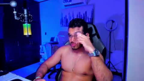 Bruno online show from October 22, 2025, 6:02 am