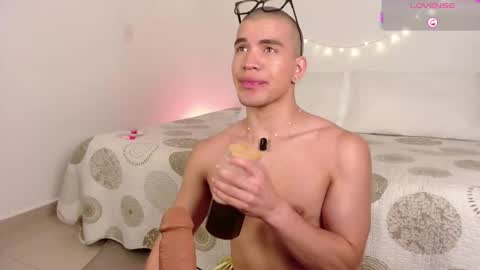 Bruno online show from December 22, 2025, 11:40 am