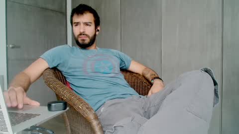 brunobaibe online show from December 2, 2024, 3:36 pm