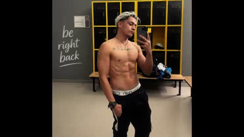 Snapshot of brunocuttie94 chatting on July 18, 2026, 12:04 am Join my fan club here 150 tokens a month online show from July 18, 2026, 12:04 am