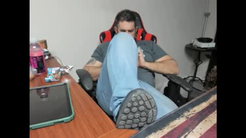 BRUTALMASTER1983 online show from November 25, 2025, 10:43 pm