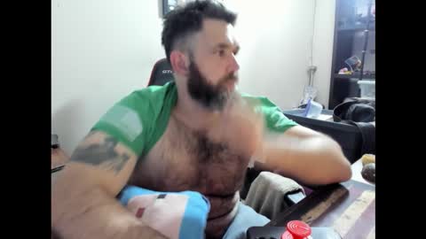Snapshot of brutalmaster1983 chatting on February 9, 2026, 7:01 am BRUTALMASTER1983 online show from February 9, 2026, 7:01 am