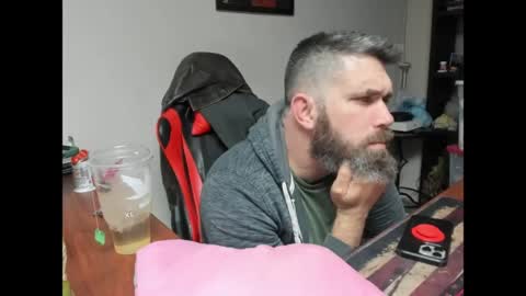 Snapshot of brutalmaster1983 chatting on April 8, 2026, 8:42 pm BRUTALMASTER1983 online show from April 8, 2026, 8:42 pm