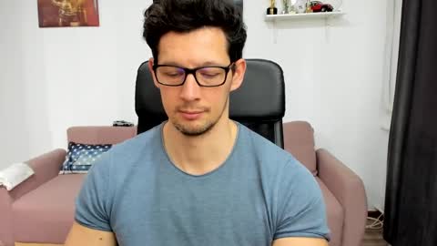 Brutus K online show from February 5, 2025, 10:30 am