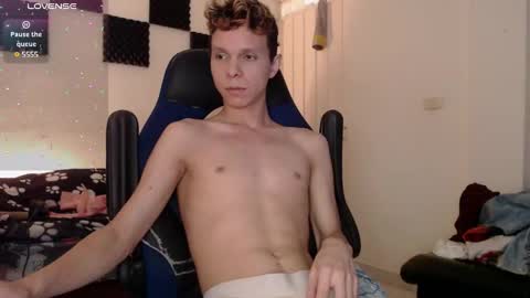 Snapshot of bryamado chatting on February 14, 2025, 3:58 pm bryamado online show from February 14, 2025, 3:58 pm