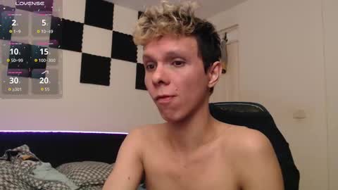 Snapshot of bryamado chatting on September 29, 2025, 2:27 am bryamado online show from September 29, 2025, 2:27 am