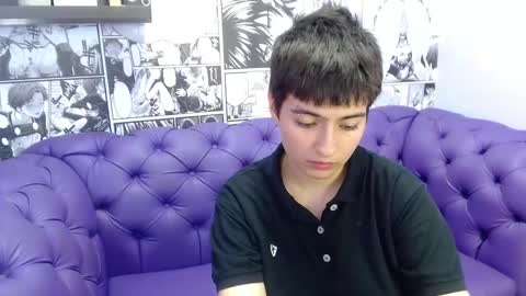 Snapshot of bryce_evans chatting on December 9, 2024, 9:26 pm B R Y C E  online show from December 9, 2024, 9:26 pm