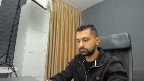 BryceReign online show from March 19, 2026, 5:44 am