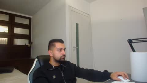 BryceReign online show from April 22, 2026, 4:26 am