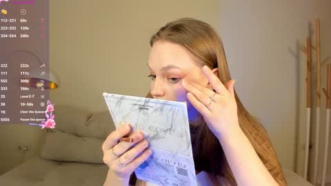 Mary Please help us to reach 120 thumbs up online show from January 22, 2025, 5:05 am