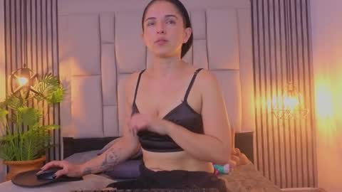 BRYONY online show from December 18, 2025, 1:28 pm